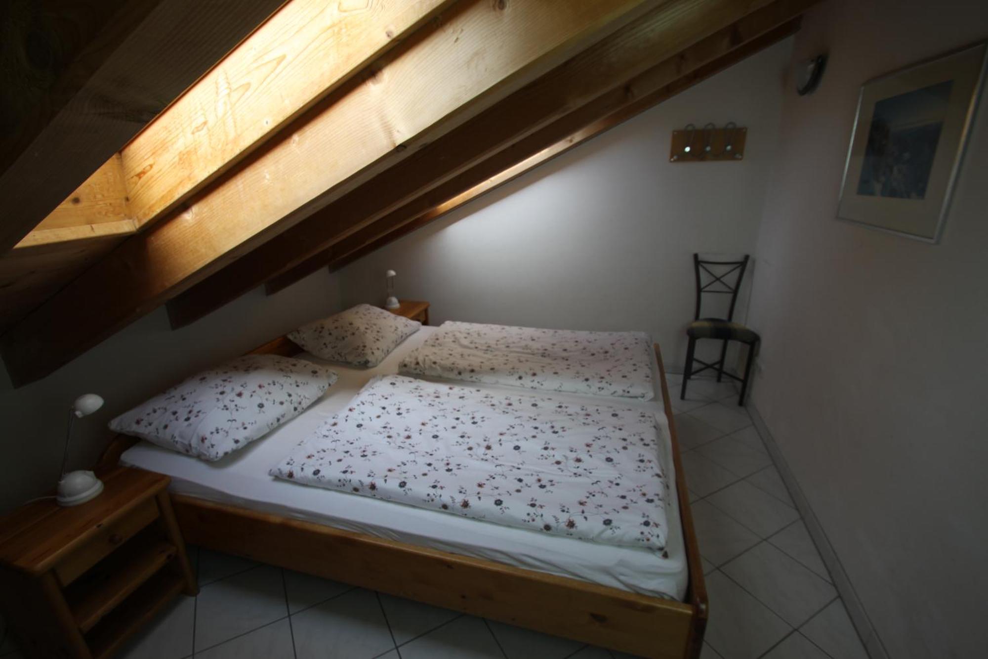 Ferienwohnung Almhuettenweg Dreitorspitze Гармиш-Партенкирхен Экстерьер фото